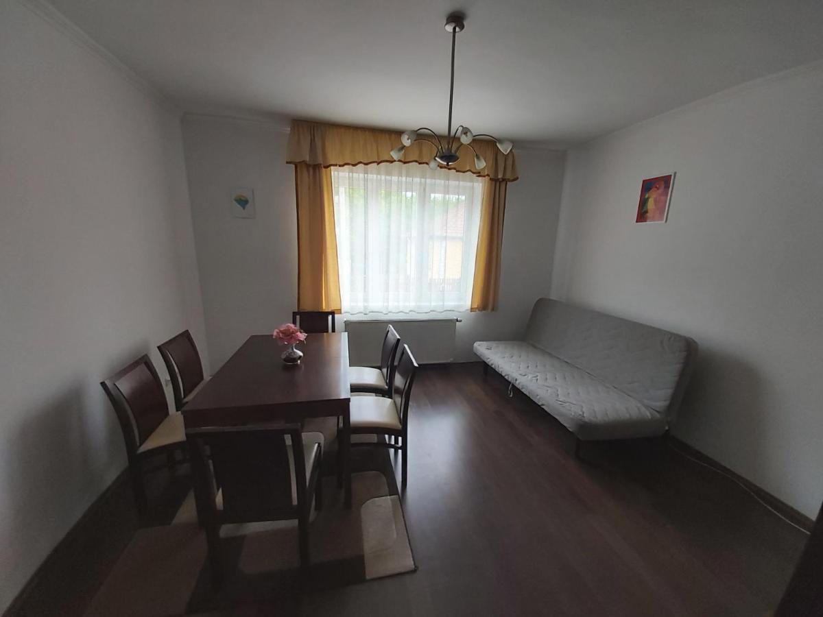 Polonia Apartman Apartment Egerszalok Exterior photo