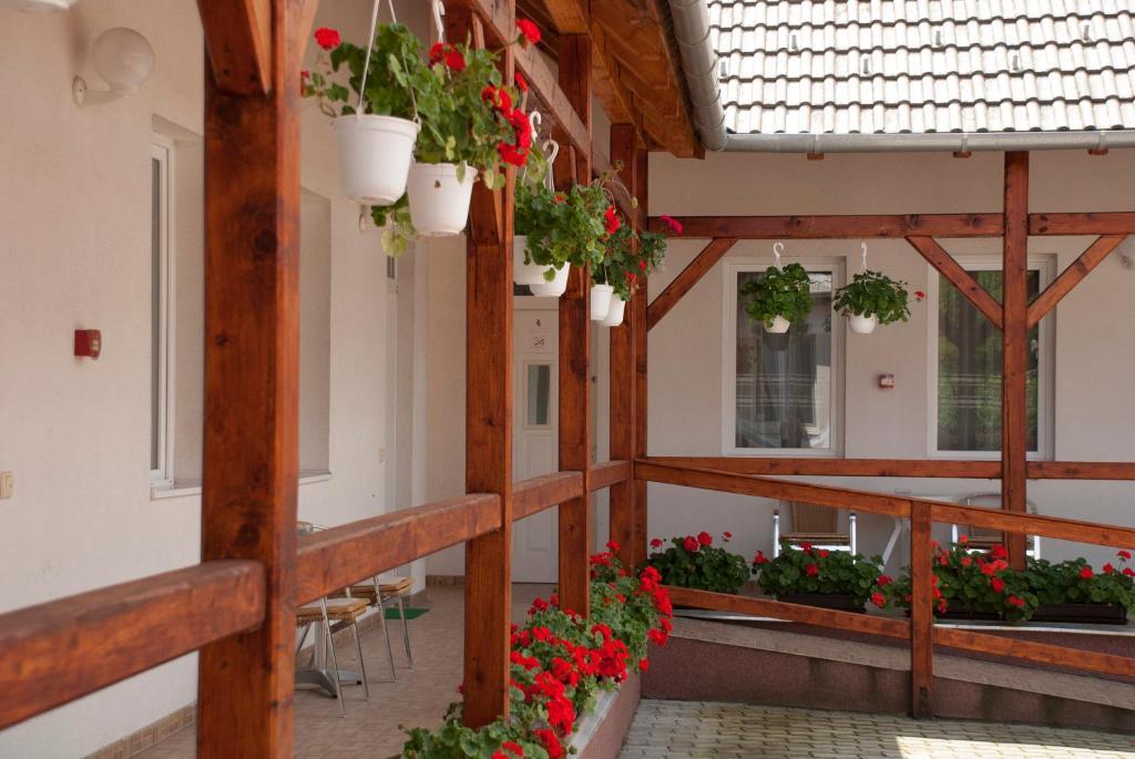 Polonia Apartman Apartment Egerszalok Exterior photo